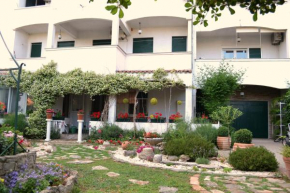 Отель Apartments Meri  Задар